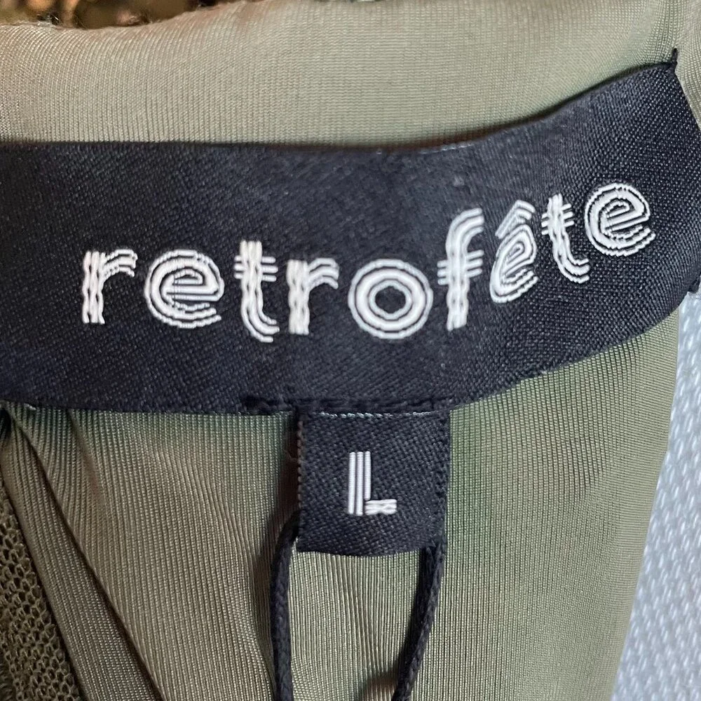 NWT Retrofête Green Long Sleeve Sequin Dress With Plunging Neckline Size L - Picture 10 of 15